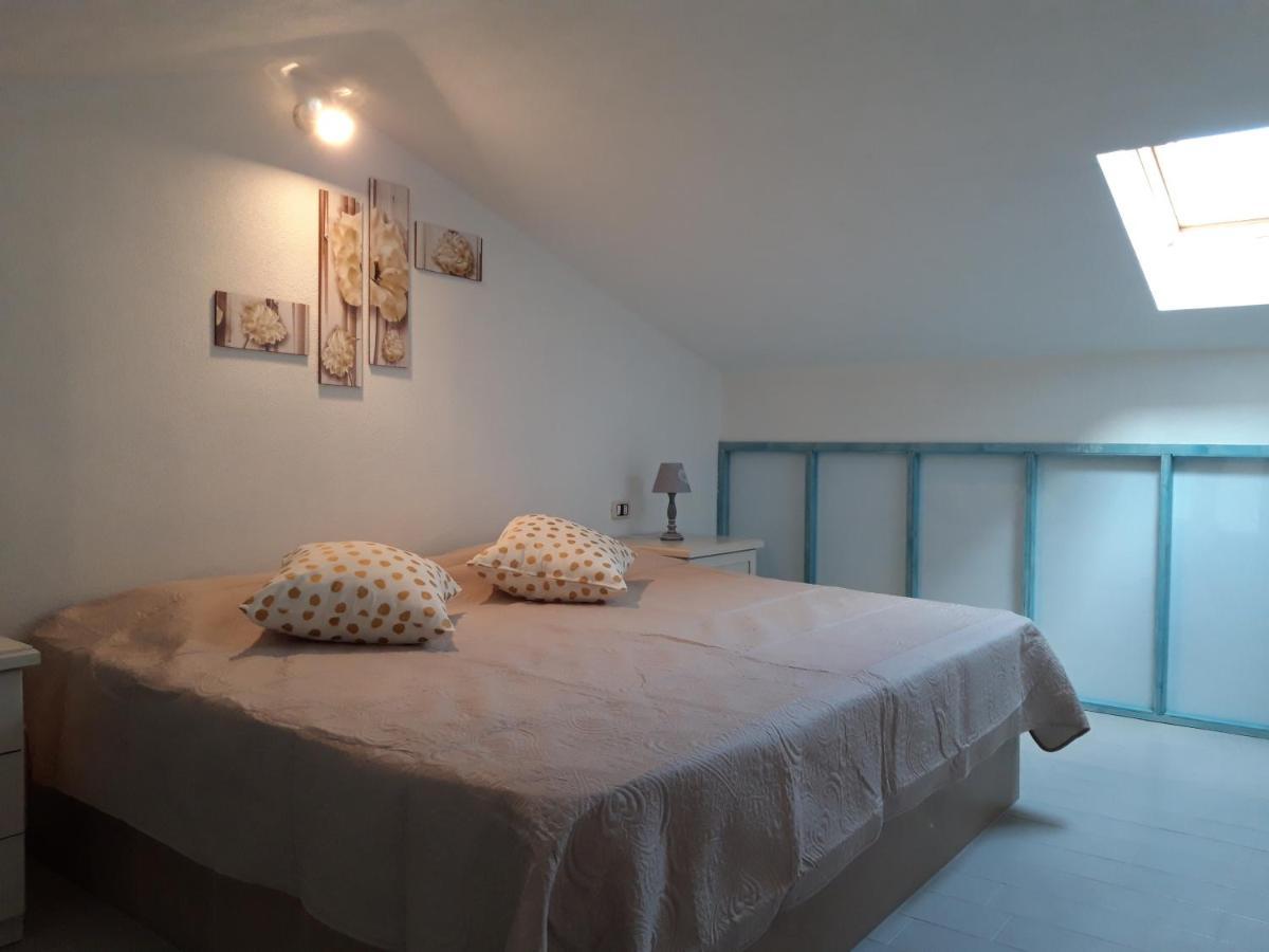 Casa Pillina Apartment Orosei Bagian luar foto